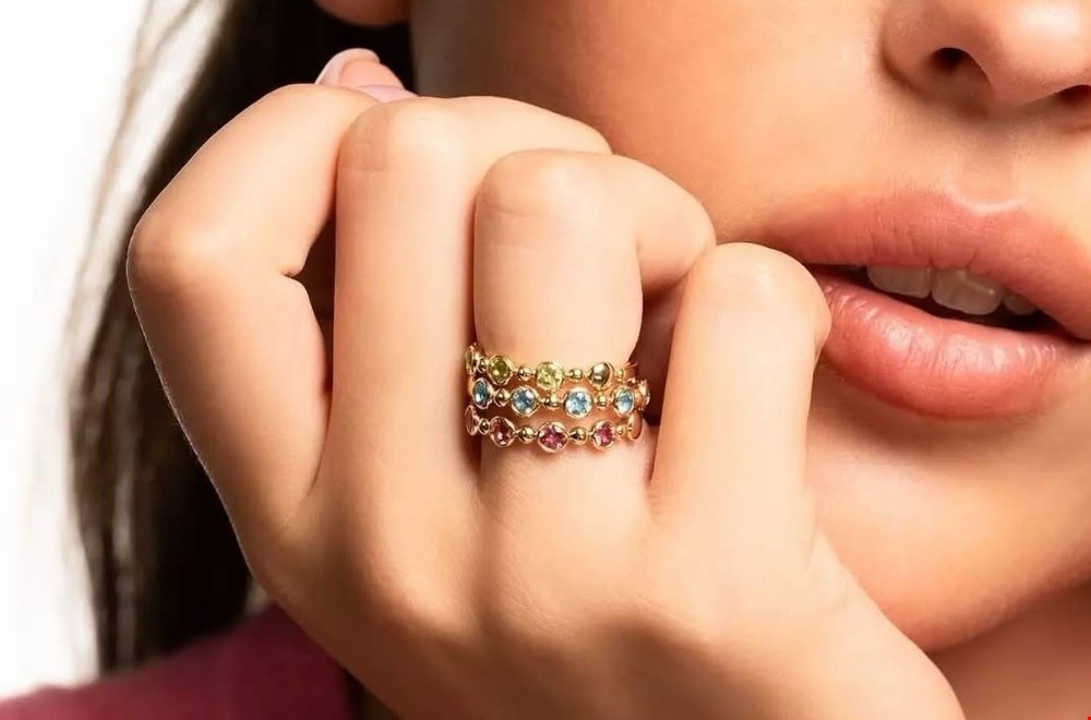 Tijdloze sieraden cadeau geven: waar je op let bij een blijvend cadeau